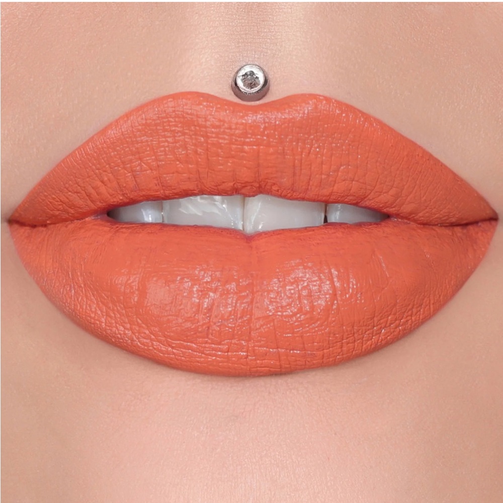 JEFFREE STAR VELVET TRAP IN WYOMING ICED TEA